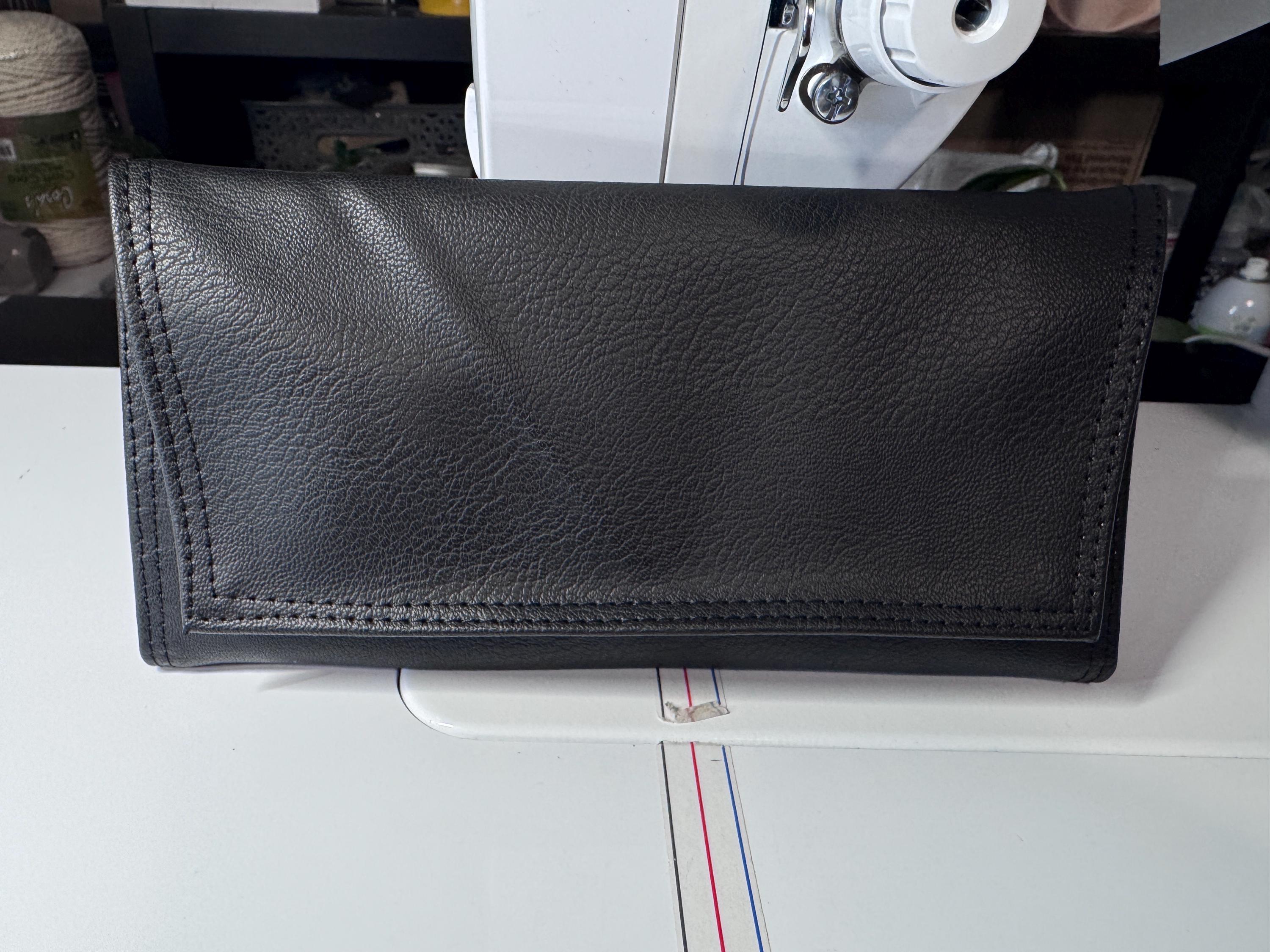 Architect Ladies Wallet - slim style wallet with plenty of pockets