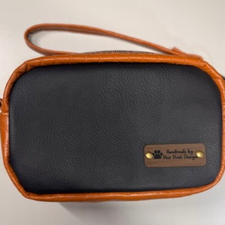 Tiny Cata Crossbody