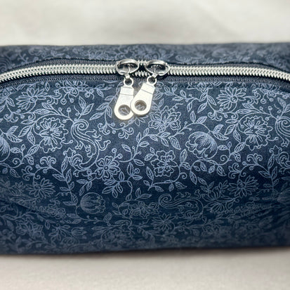 Handmade Quilted Makeup Bag: Cosmetic Organizer with Handle