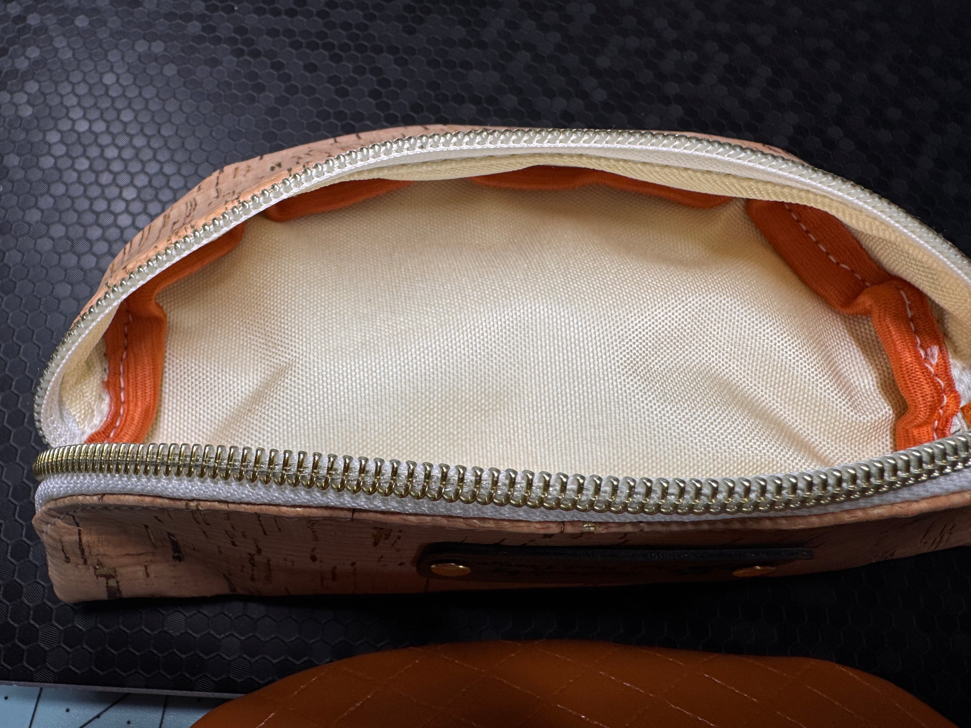 Ellie - Sunglass Case