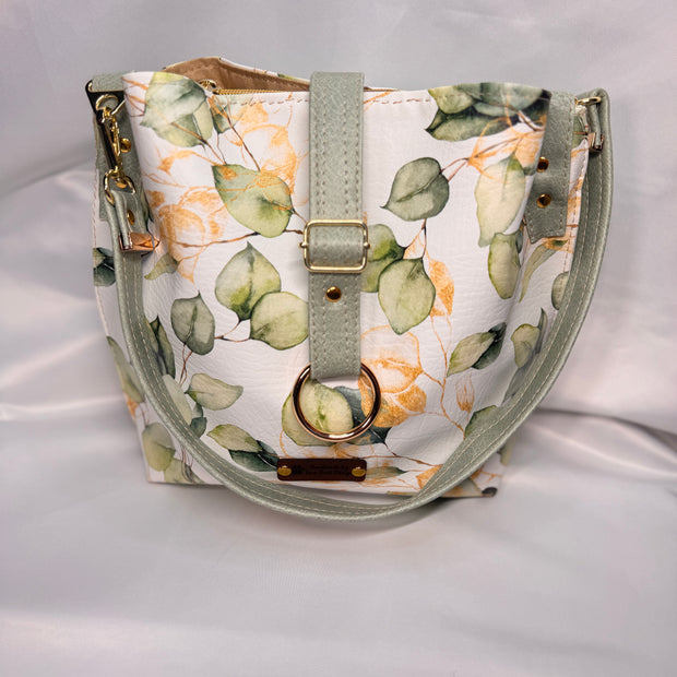 Hinterland Handbag
