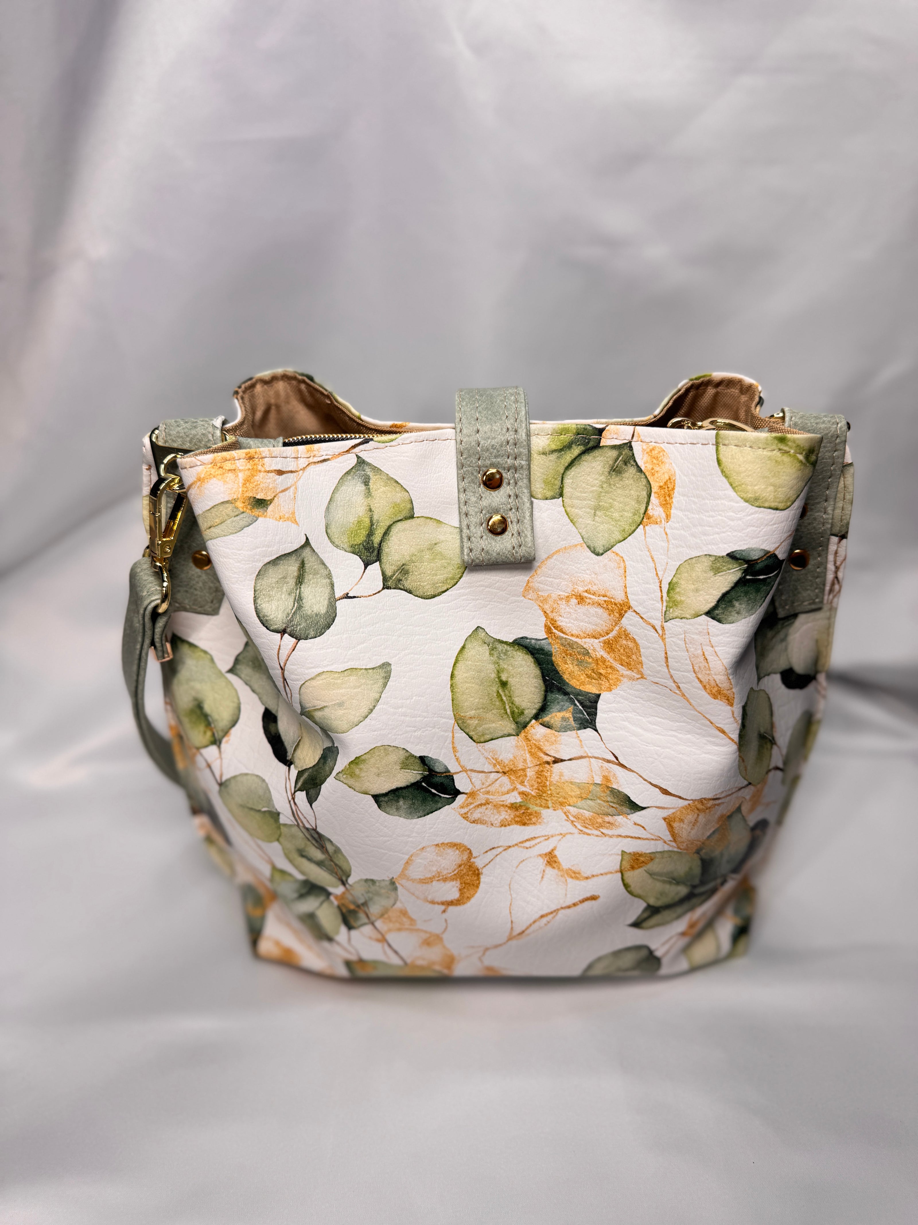 Hinterland Handbag