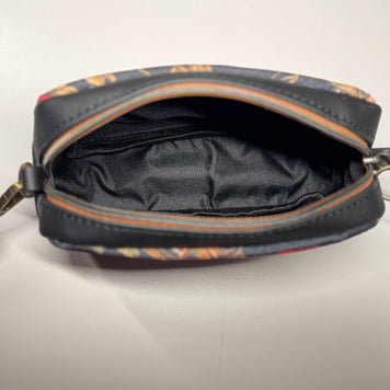 Tiny Cata Crossbody