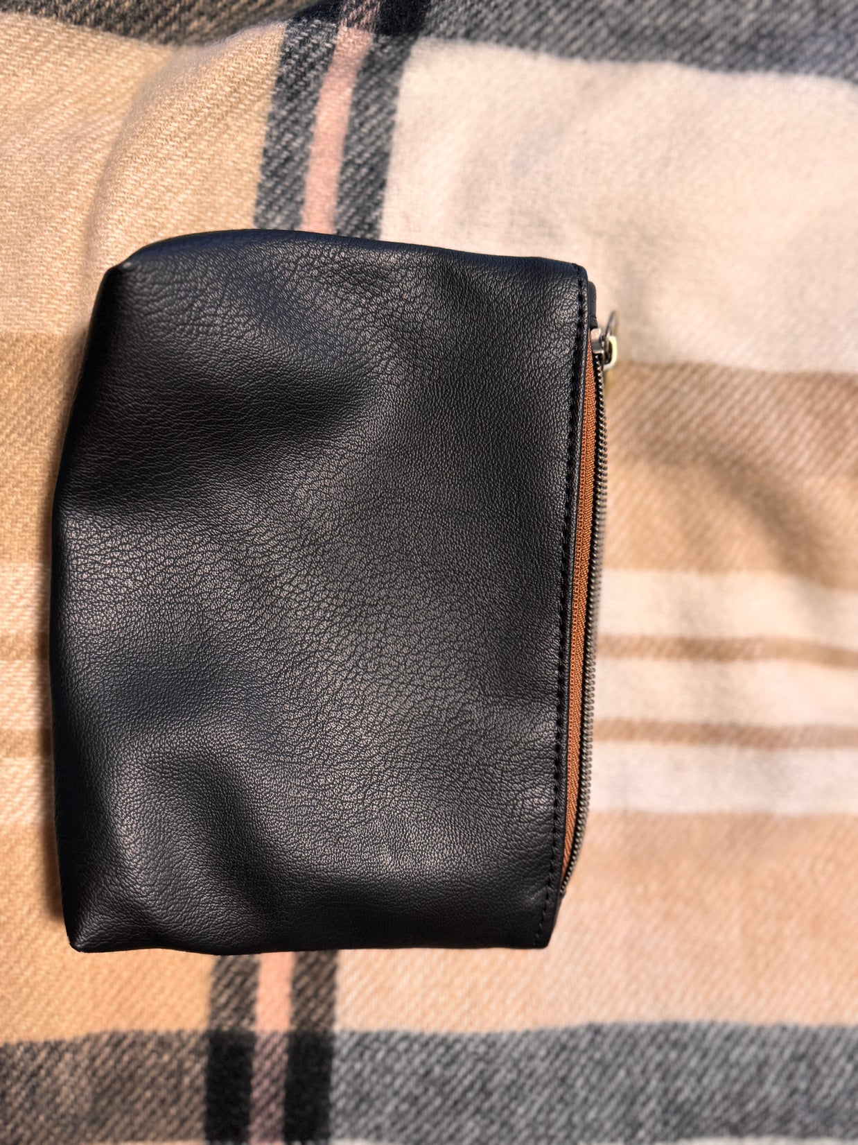 Midnight Kiss Pouch
