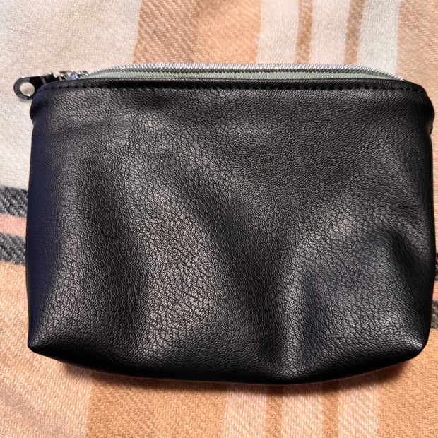 Midnight Kiss Pouch