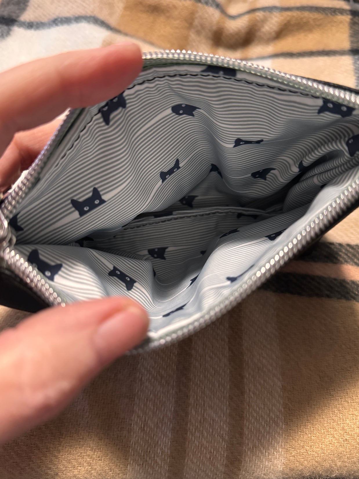 Midnight Kiss Pouch