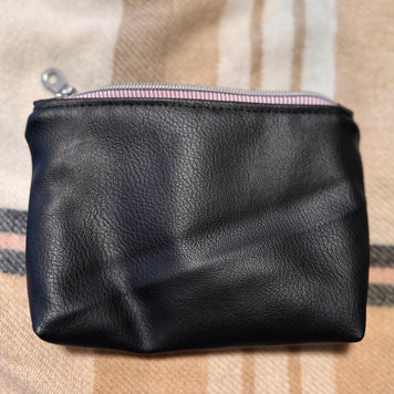 Midnight Kiss Pouch