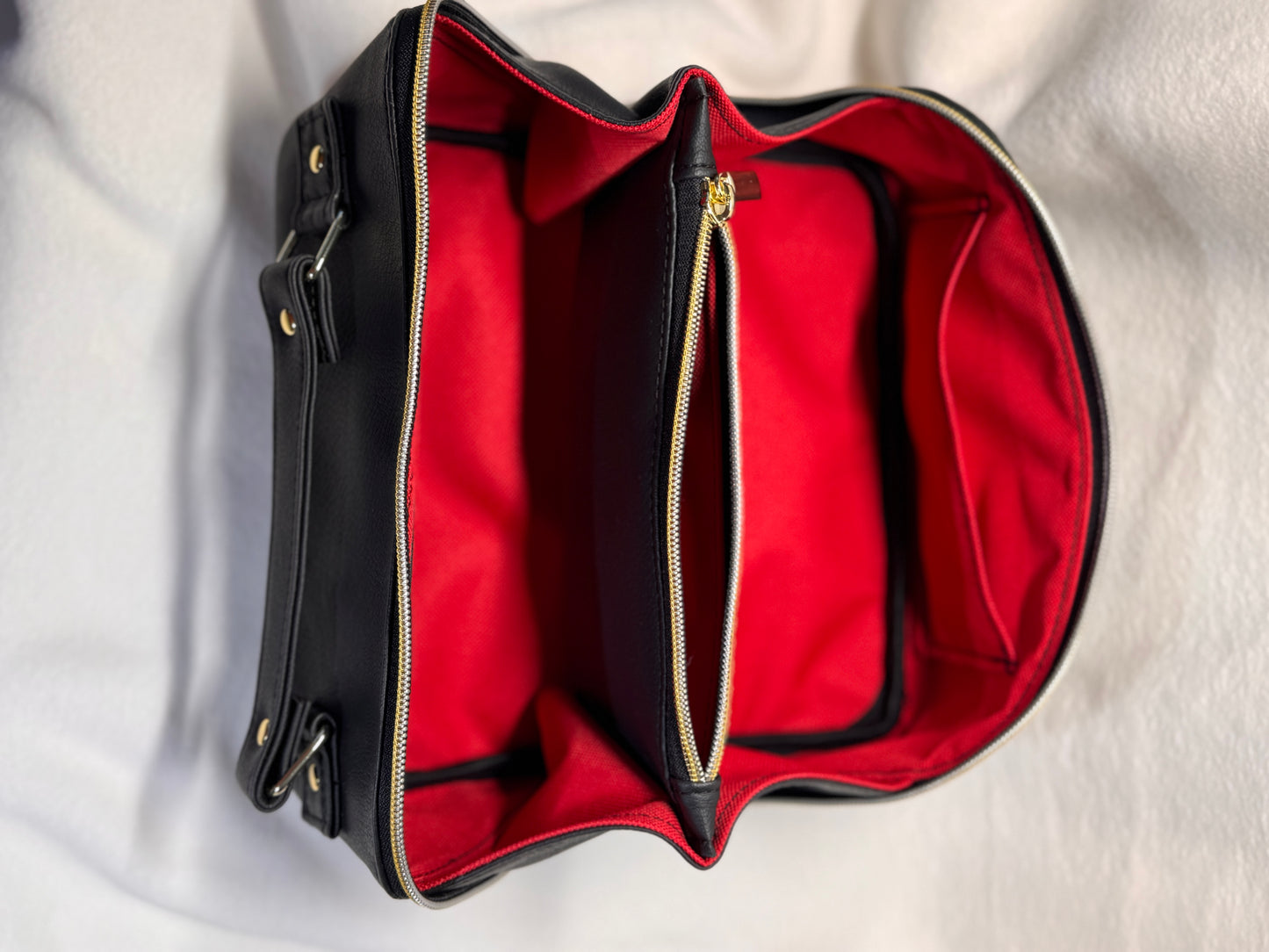 Black/Red Print Zip N Grip - Travel Bag