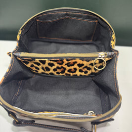 Leopard Print Zip N Grip - Travel Bag