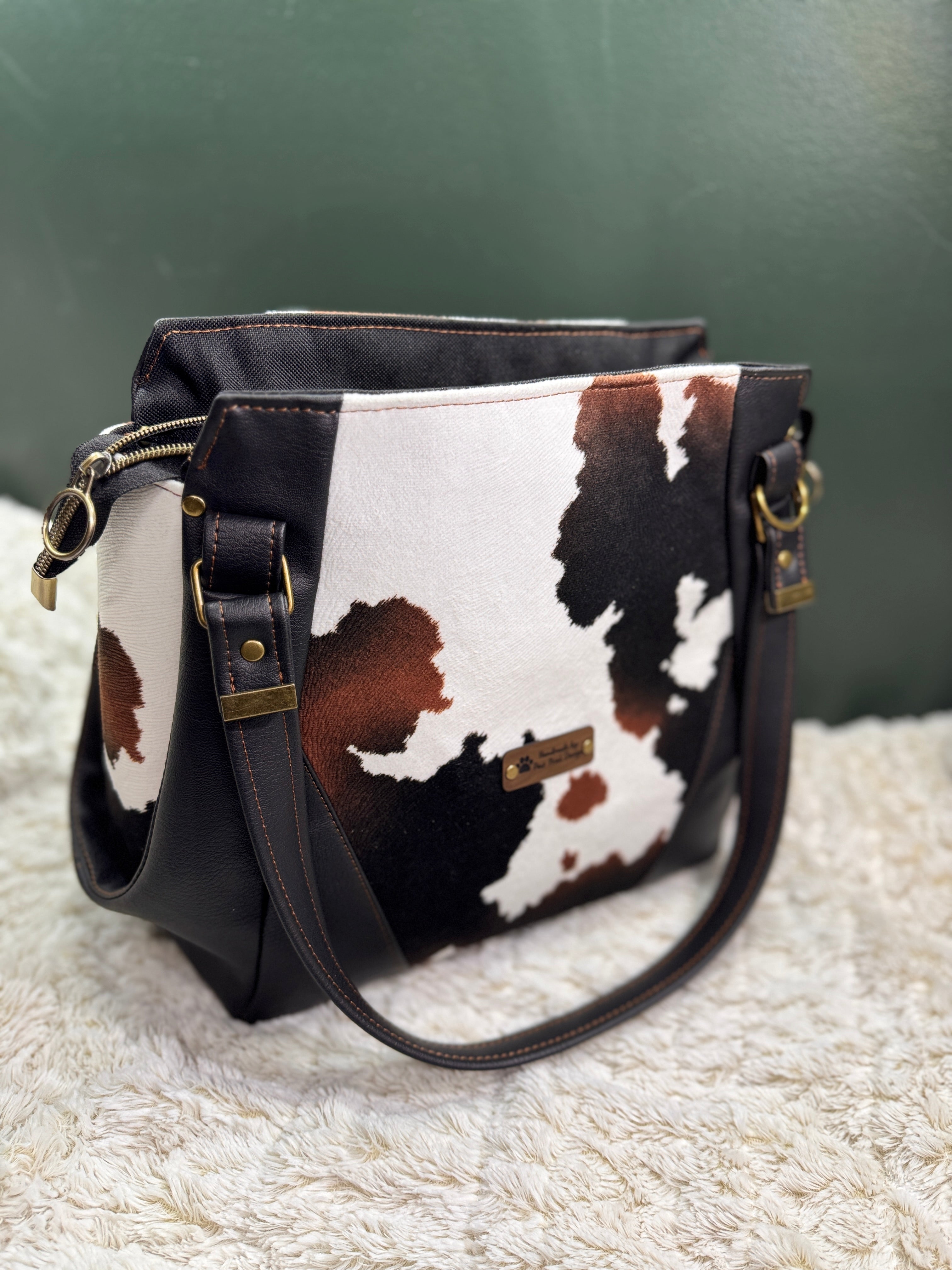 Samaren Handbag with crossbody strap