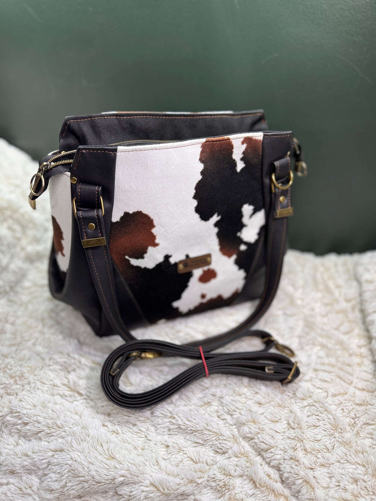 Samaren Handbag with crossbody strap