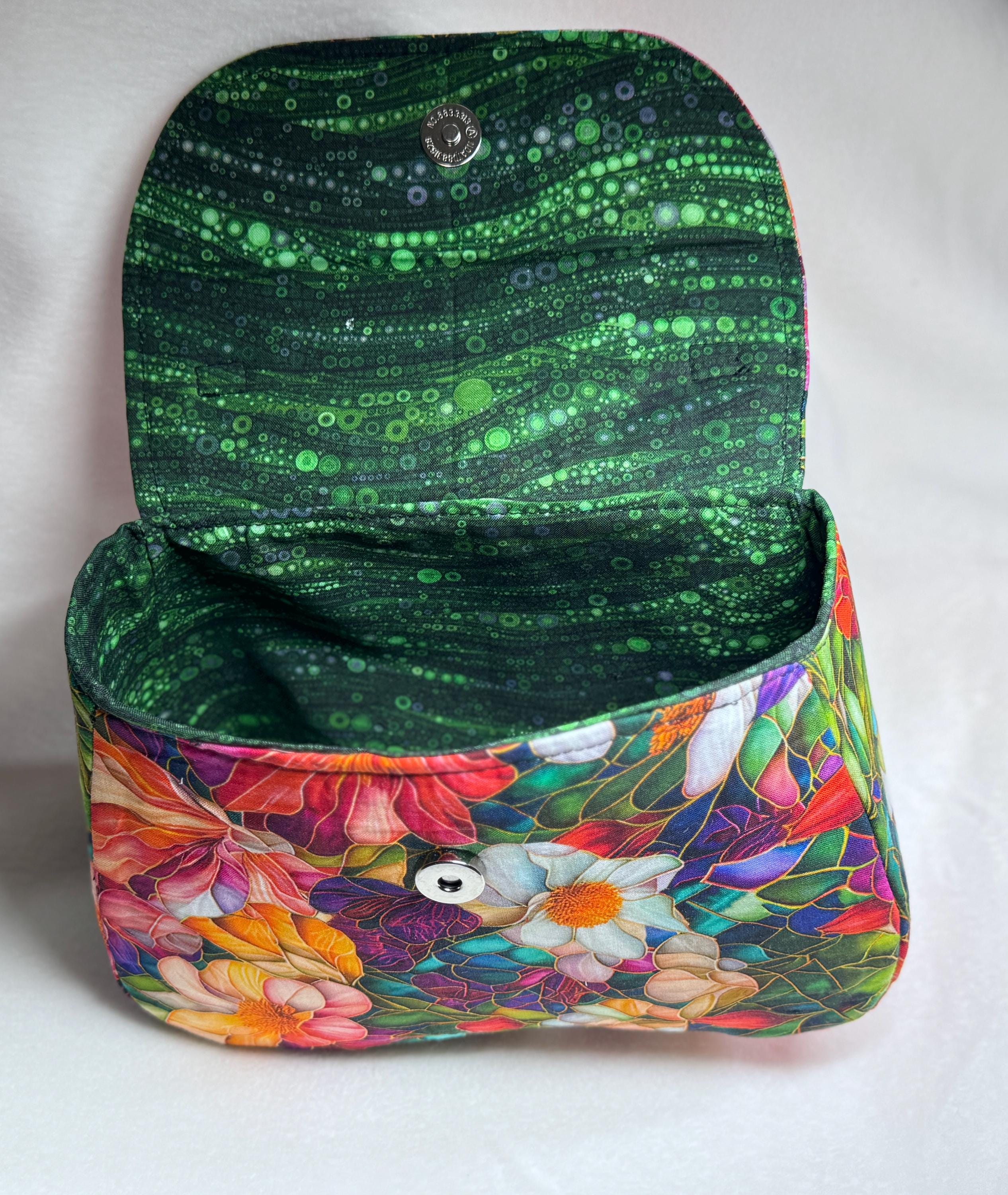 Handmade Vintage Style Handbag: Retro Purse - Mabel Design