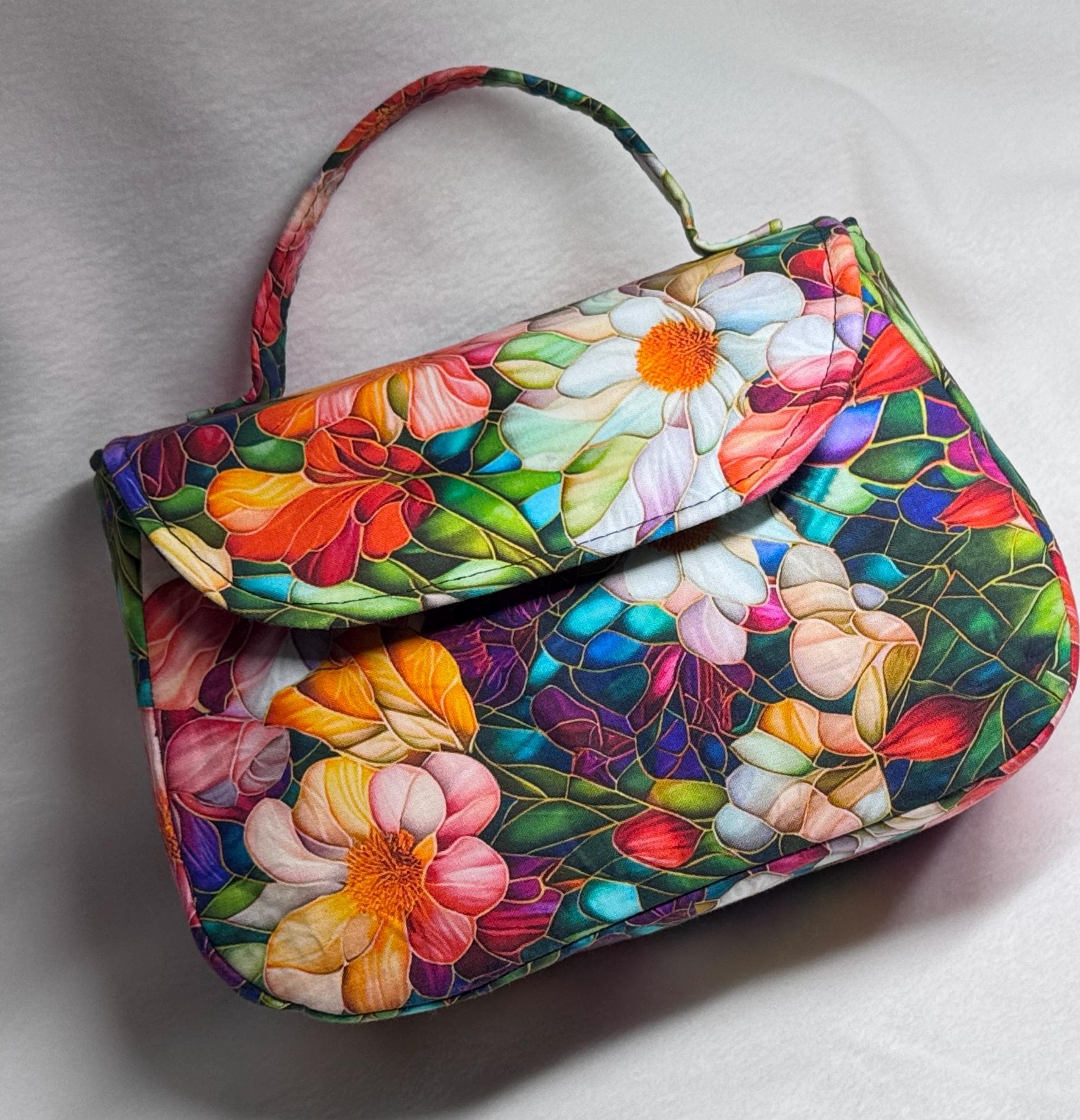 Handmade Vintage Style Handbag: Retro Purse - Mabel Design